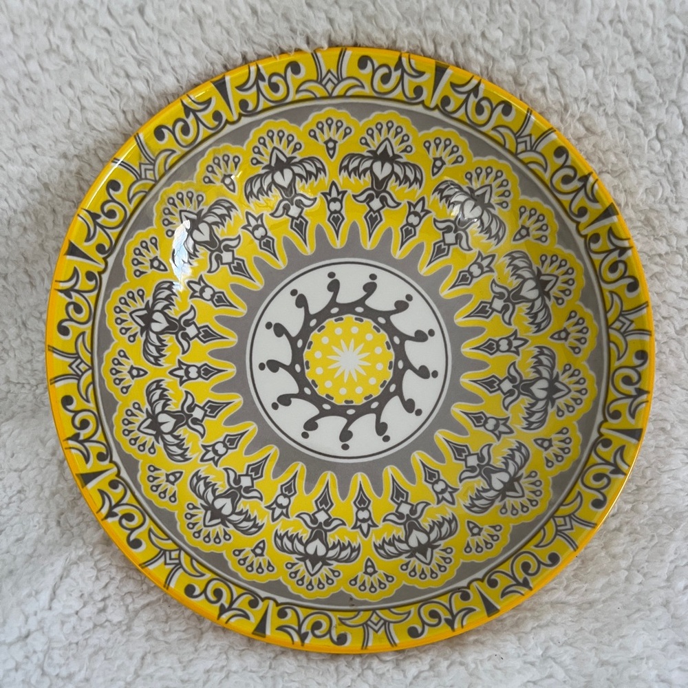 Mikasa Marrakesh Stoneware Yellow / Gray Pasta / Salad Bowl 9 1/4" Round 2” Deep